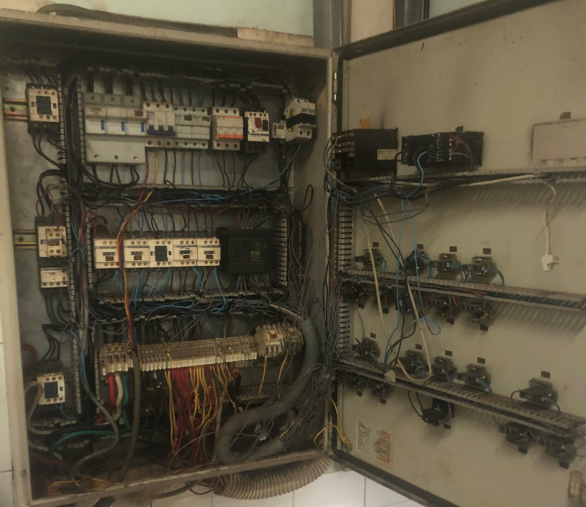 Sửa Tất Cả Tủ Điện Công Nghiệp